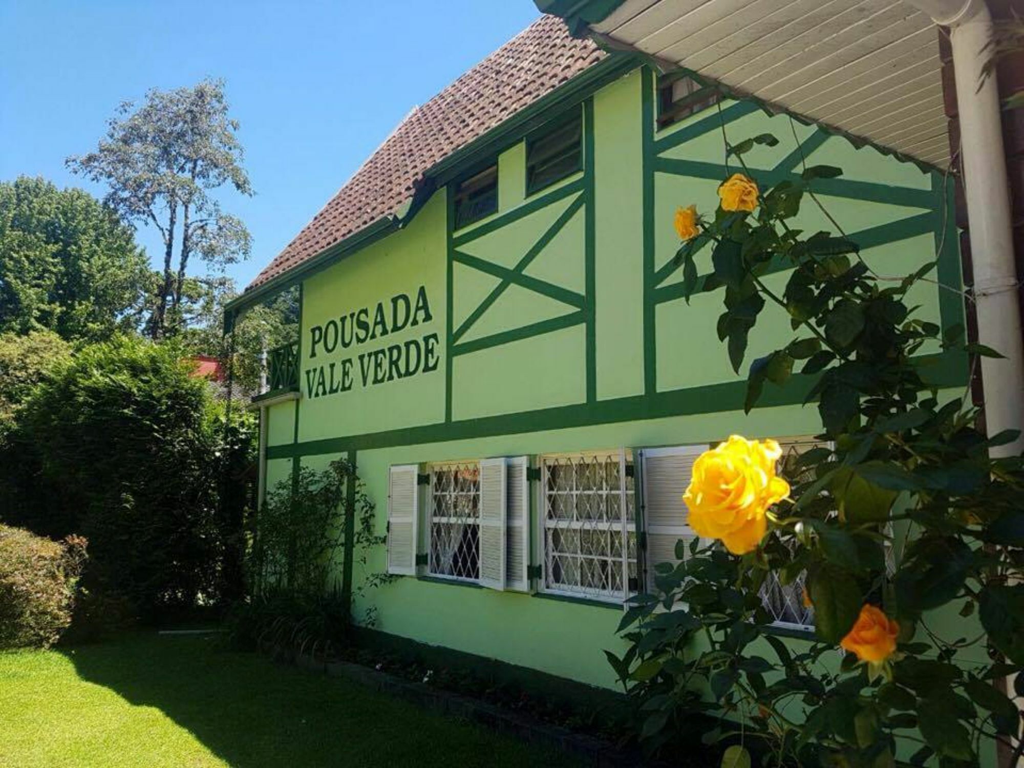 Pousada Vale Verde Campos do Jordao Exterior photo
